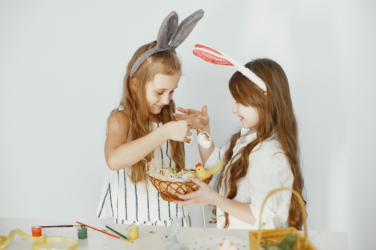 Kinder an Ostern
