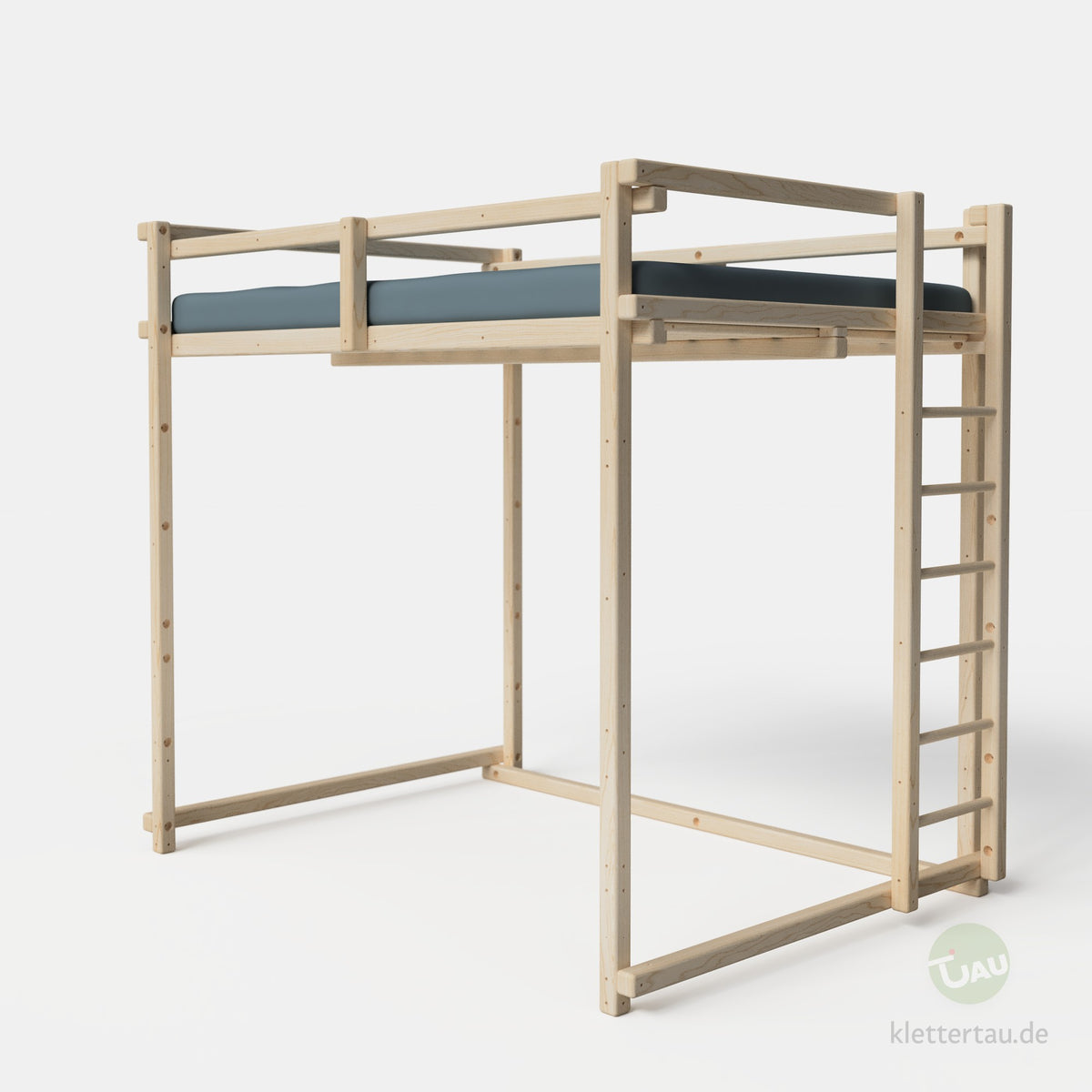 Jugendhochbett 140 × 200 cm mit Sprossenleiter an der Schmalseite von TAU Abenteuerbetten